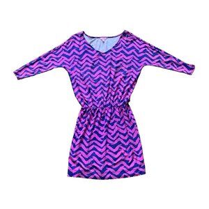 Lilly Pulitzer Cara Dress XS Pop Pink I Got Lucky Chevron Dolman Sleeve Mini